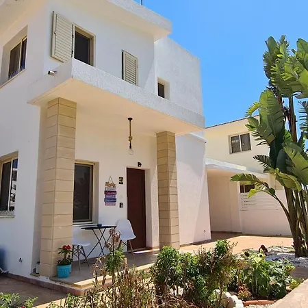 Villa Maria Petounta